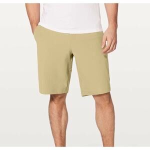 Lululemon ABC Commission Short Relaxed 11" Tofino Sand Men's Size 36
